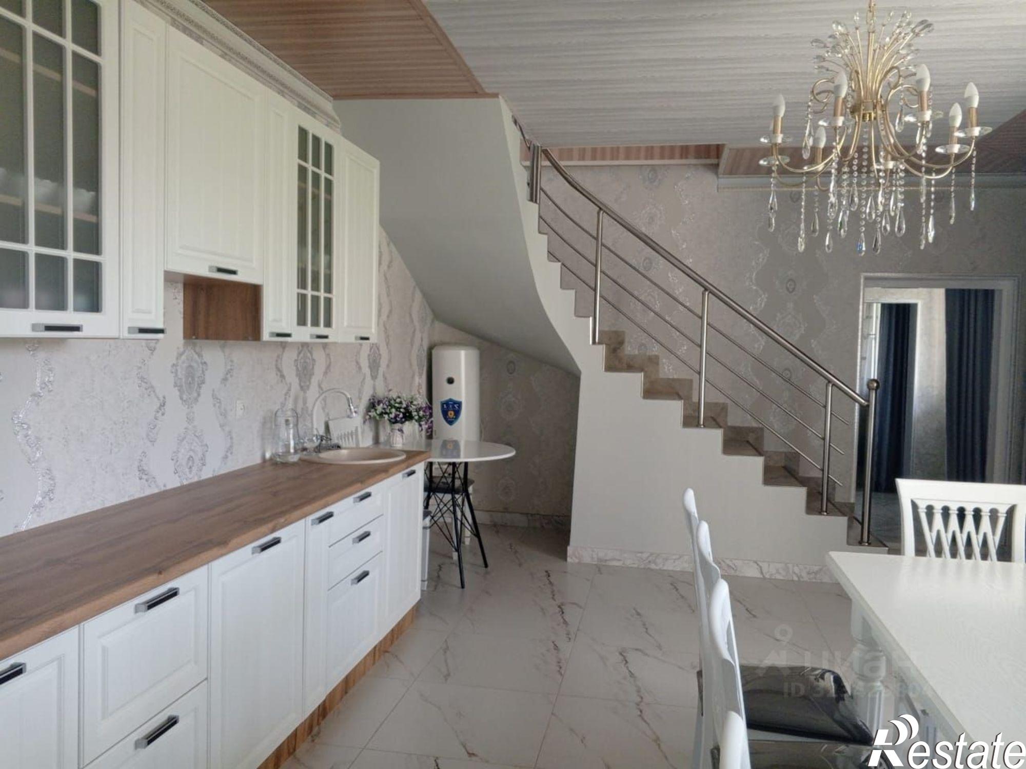 Купить дачу, дом, коттедж за 12 500 000 рублей на СТ Ветеран 4-я улица, 33