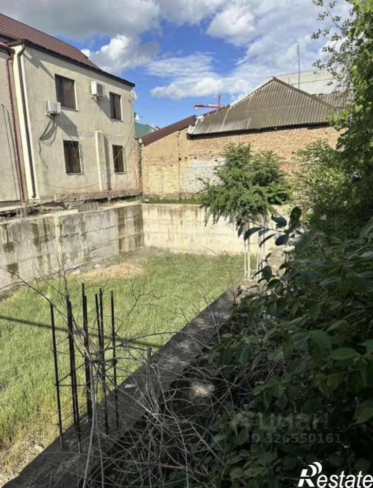 Земельный участок пр-кт Имама Шамиля, 175,  д. 175